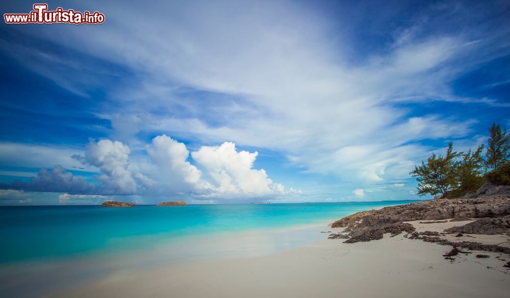 Immagine Gli spettacolari colori dei Caraibi sull'isola di Great Exuma, Bahamas.