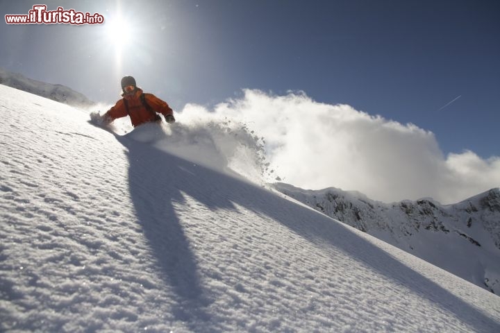 Immagine Snowboard freerider in Canada, ski resort di Golden - © Merkushev Vasiliy / shutterstock.com