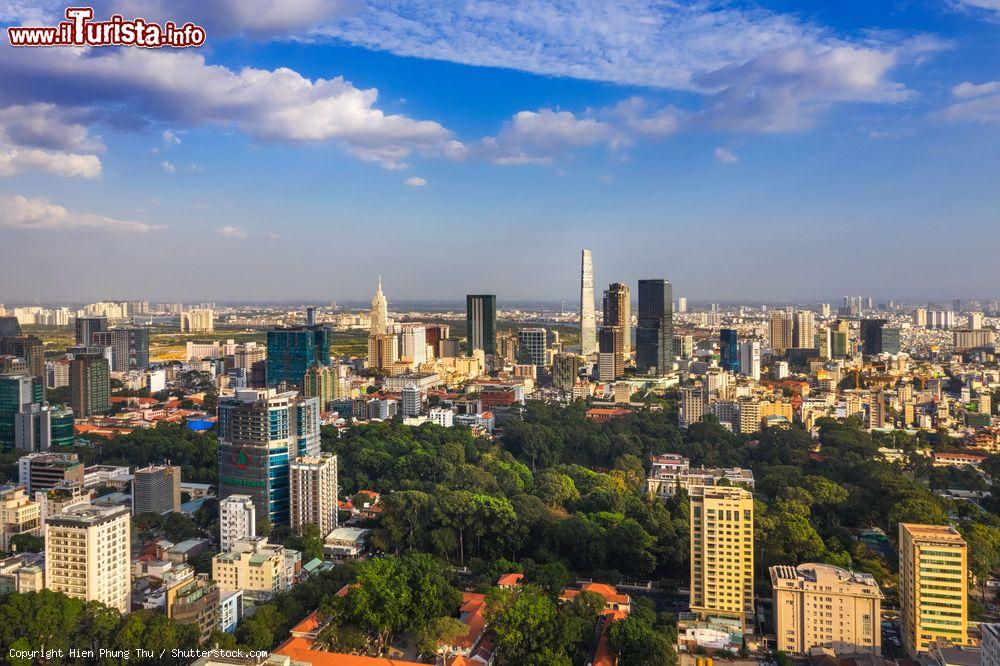 Immagine Il Distretto 3 di Ho Chi Minh City (Saigon), la città più grande del Vietnam, visto dal Distretto 1 - © Hien Phung Thu / Shutterstock.com