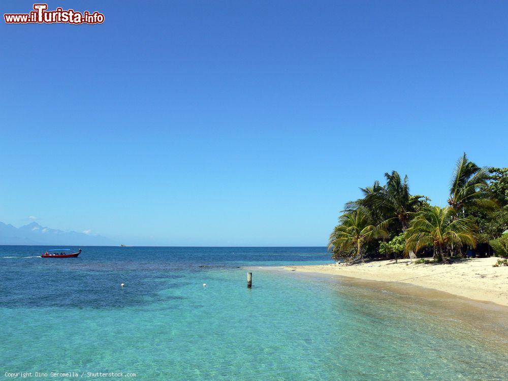 Immagine Honduras, arcipelago di Cayos Cochinos: la gestione di quest'area protetta è affidata alla Honduran Coral Reel Foundation, società no profit creata da investitori honduregni - © Dino Geromella / Shutterstock.com