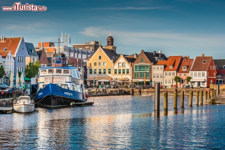 Immagine Il porto di Husum si trova a pochi km da Kiel sulla costa occidentale dello Jutland - © canadastock / Shutterstock.com