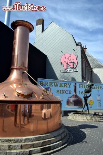 Immagine Huyghe Brewery, Melle: non siamo distanti da Gent. Questo birificio fa parte dell'associazione Belgian Family Brewers, che raggruppa ventidue birrifici delle Fiandre con una tradizione dei famiglia da almeno 50 anni.