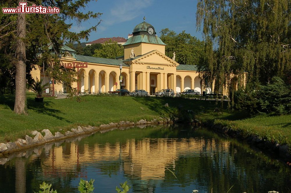 Immagine I bagni termali di Bad Voslau in Austria - © Wolfgang Glock - CC BY 3.0, Wikipedia