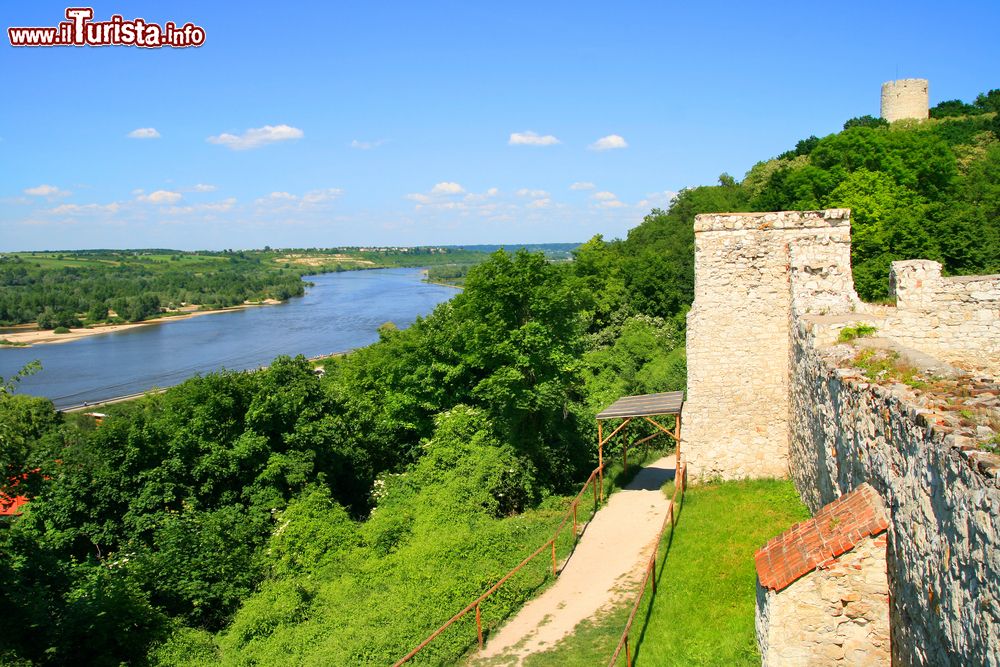 Immagine I bastioni dell'antica fortezza di Kazimierz Dolny (Polonia).