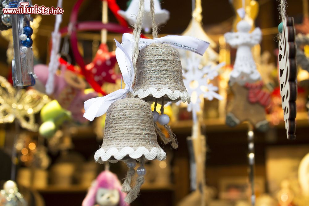 Immagine I mercatani di Natale a Matera, dettaglio di una bancarella