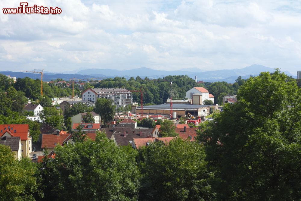 Immagine I tetti della cittadina medievale di Kempten, Baviera, Germania. Fra le più antiche città del paese, vanta una storia di oltre 2 mila anni.