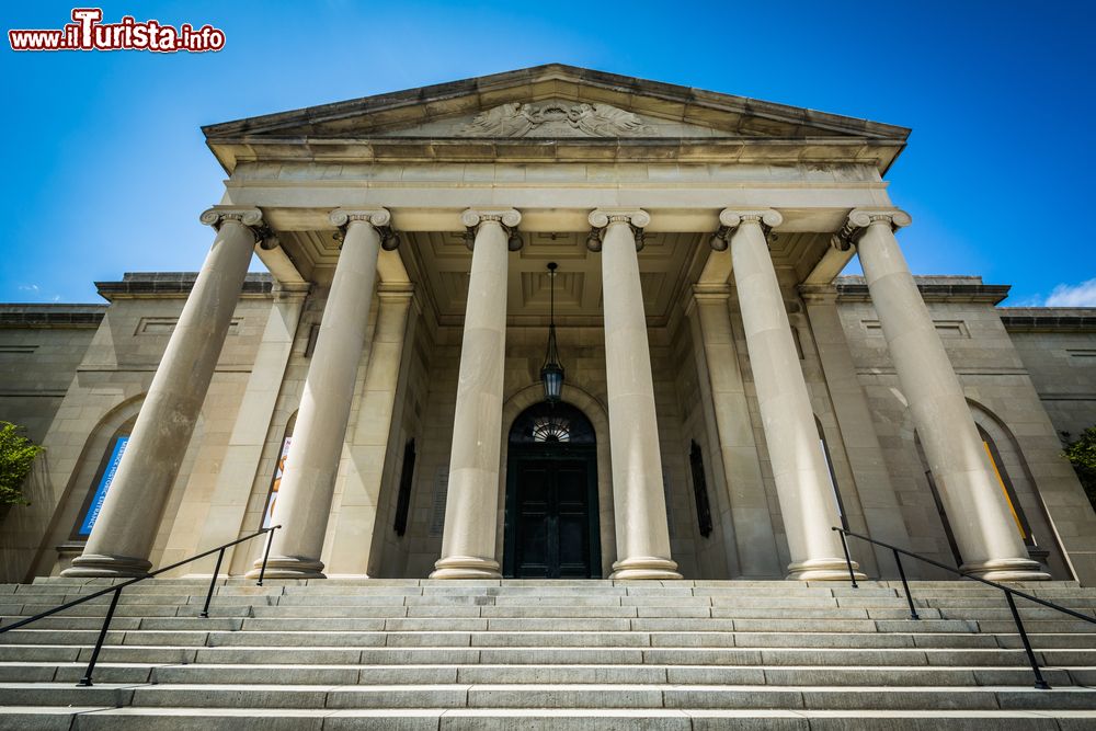 Immagine Il Baltimore Museum of Art al Charles Village di Baltimora, Maryland. Fondato nel 1914, questo museo di arte antica, moderna e contemporanea sorge in Art Musen Drive. Ospita opere di Gauguin, Picasso, Matisse, van Gogh e altri celebri pittori.