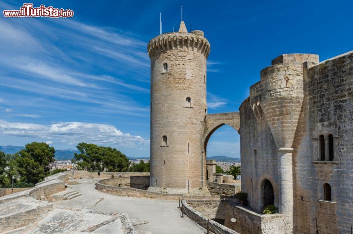Immagine Il bastione principale edel Castello Bellver a Palma di Maiorca