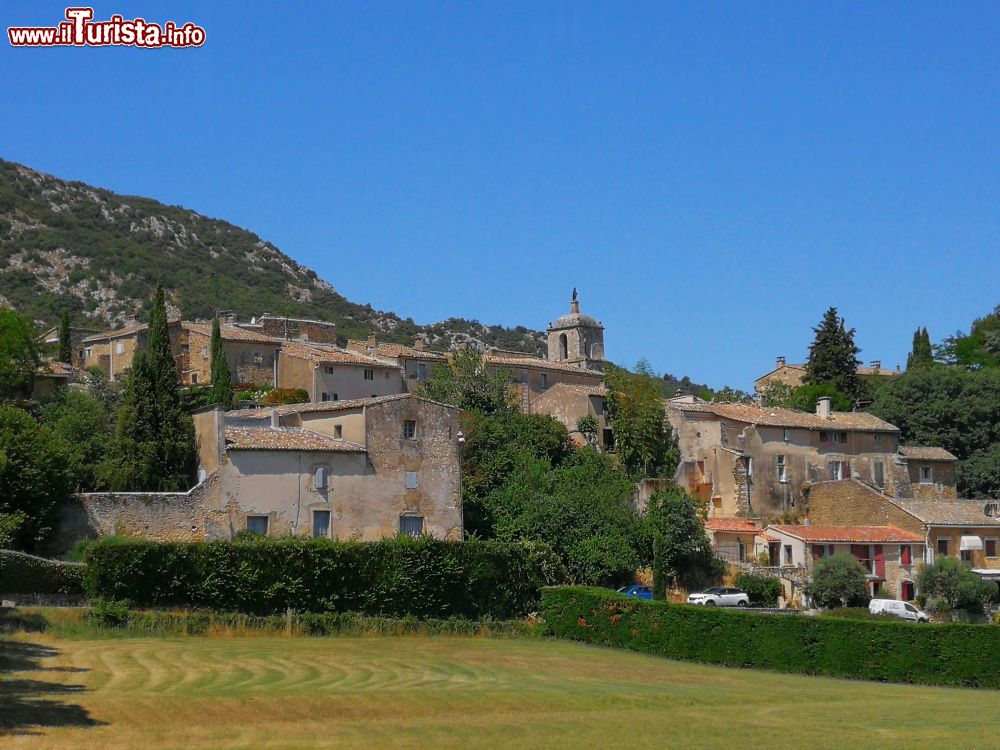 Immagine Il borgo arroccato di Maubec