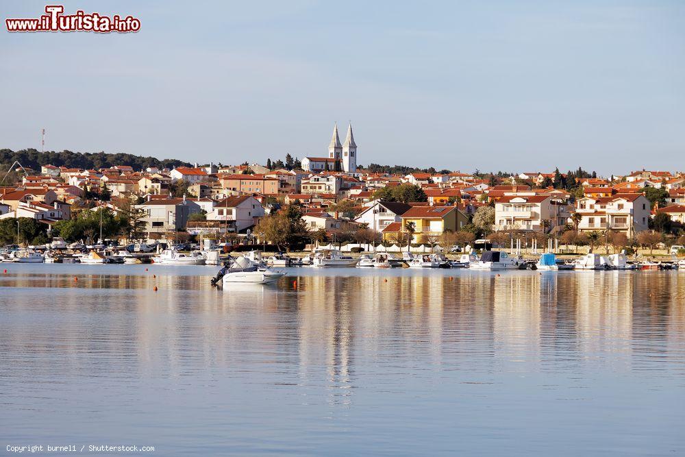 Immagine Il borgo costiero di Medulin in Istria, la celebre penisola della Croazia - © burnel1 / Shutterstock.com