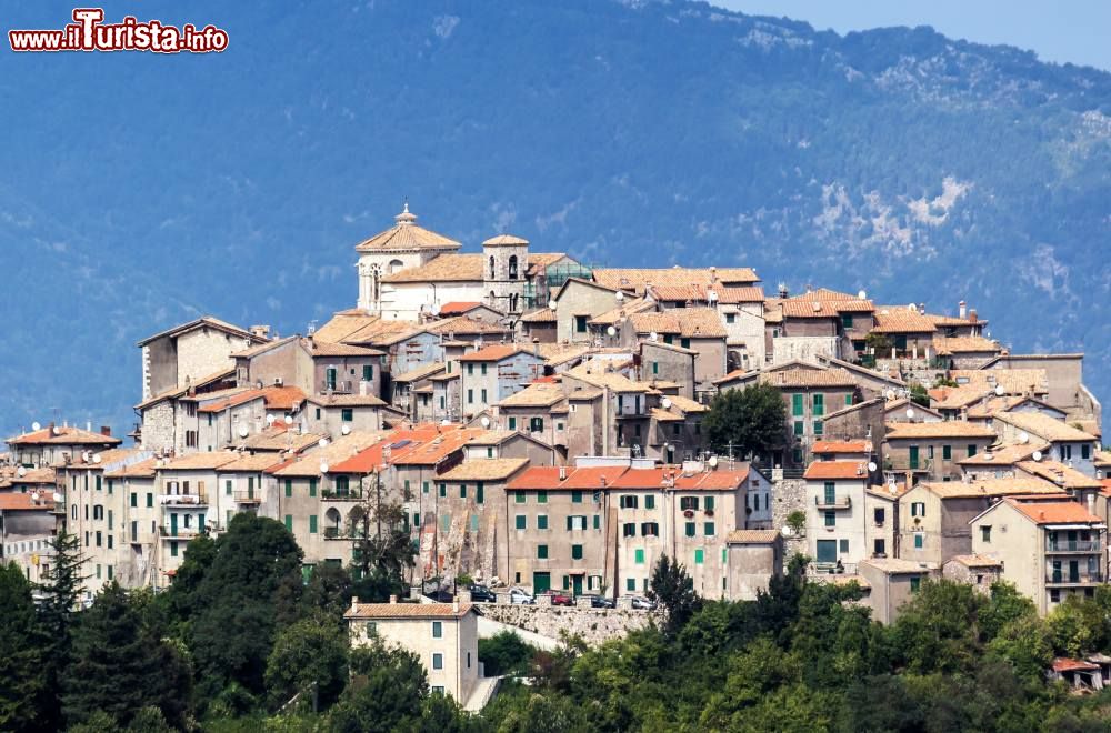 Immagine Il borgo di Capranica Prenestina si trova non distante da Roma, nel Lazio