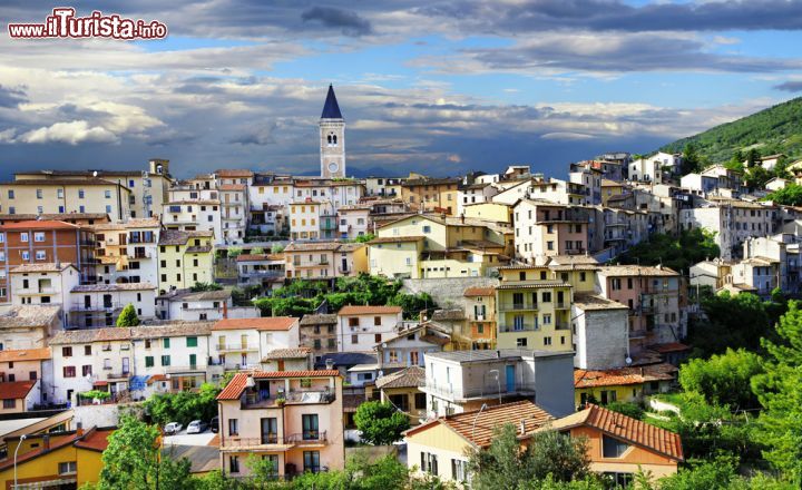 Le foto di cosa vedere e visitare a Gualdo Tadino