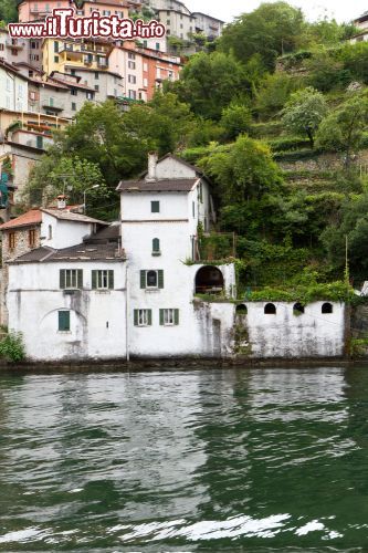 Immagine Il borgo di Nesso sul Lago di Como - © haraldmuc / Shutterstock.com