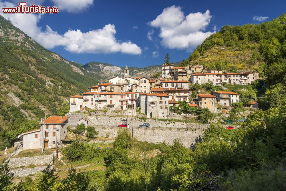 Immagine Il borgo di Pigna in Liguria