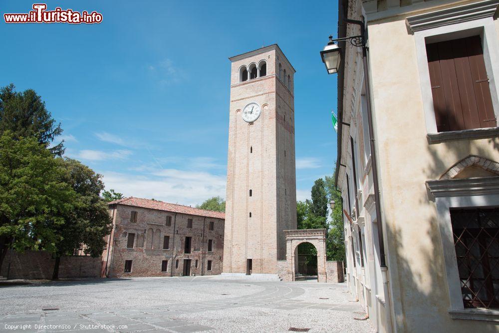 Immagine Il borgo di Sesto al Reghena in Friuli, provincia di Pordenone. E' considerato uno dei borghi più belli d'Italia - © Directornico / Shutterstock.com