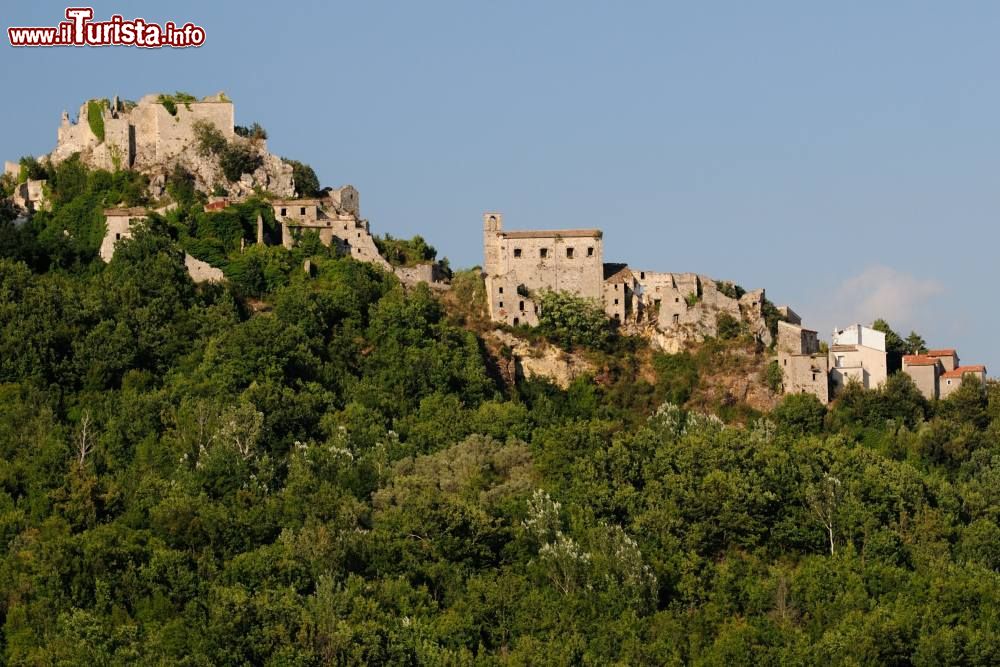 Immagine Il borgo montano di Rocchetta a Volturno, provincia di Isernia in Molise