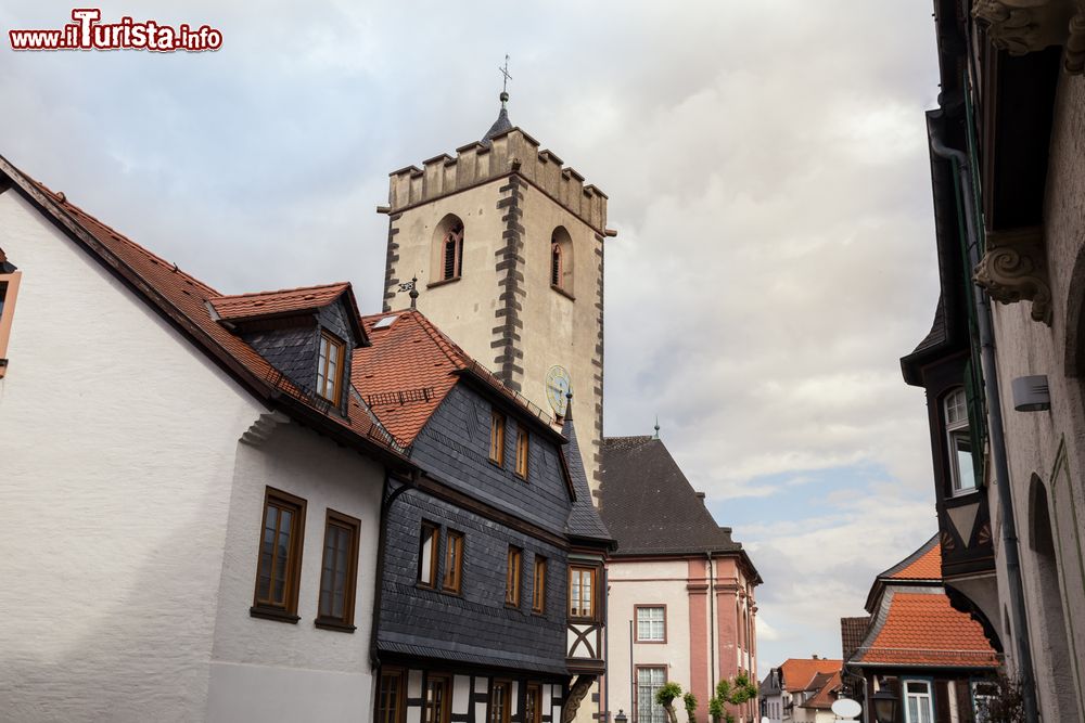 Immagine Il campanile della Chiesa di San Giovanni a  Kronberg im Taunus in Assia (Germania)