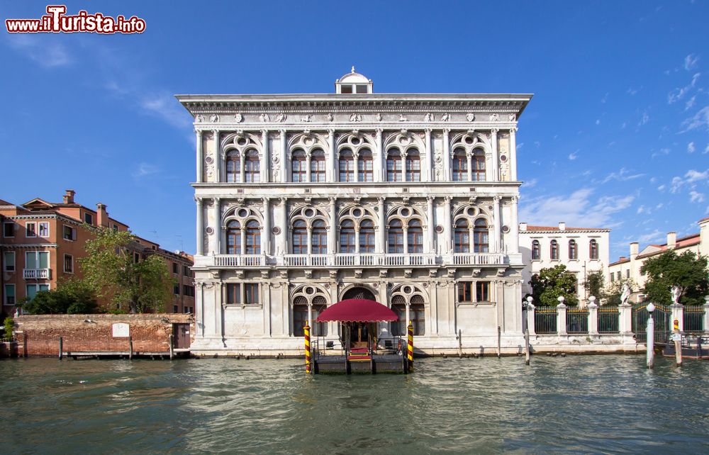 Immagine Il Casino di Venezia, vista sul Canal Grande