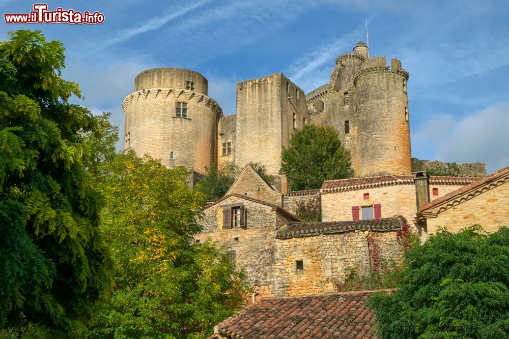 Immagine Il Castello di Bonaguil vicino a Fumel in Francia