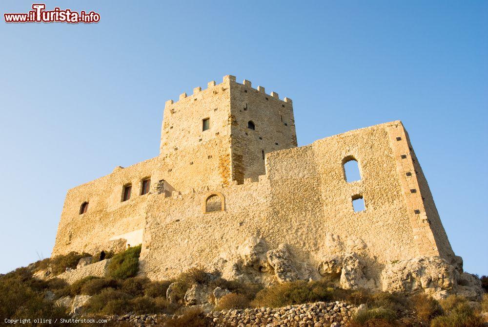 Immagine Il Castello di Chiaramonte a Palma di Montechiaro nel sud della Sicilia - © ollirg / Shutterstock.com