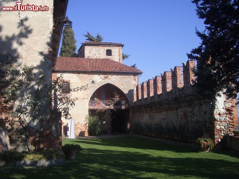 Immagine Il Castello di Moncrivello in Piemonte