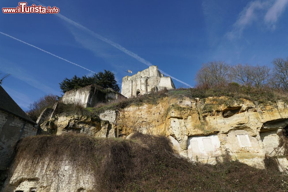 Immagine Il castello di Montrichard, Francia: si tratta delle rovine di una fortezza del XI° secolo. 