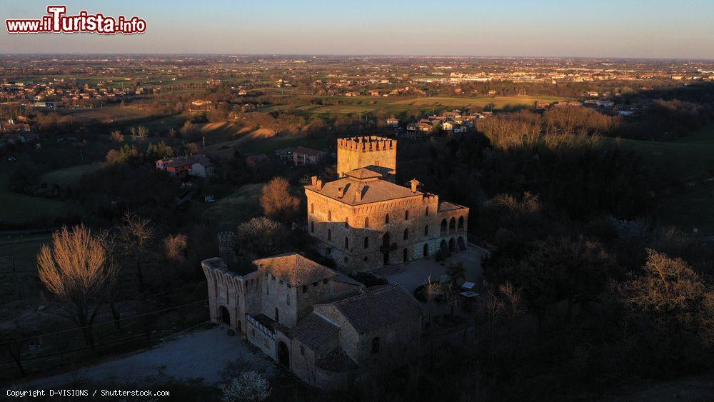 Immagine Il Castello di Torricella costruito dalla famiglia Da Fogliano, vicino a Scandiano - © D-VISIONS / Shutterstock.com