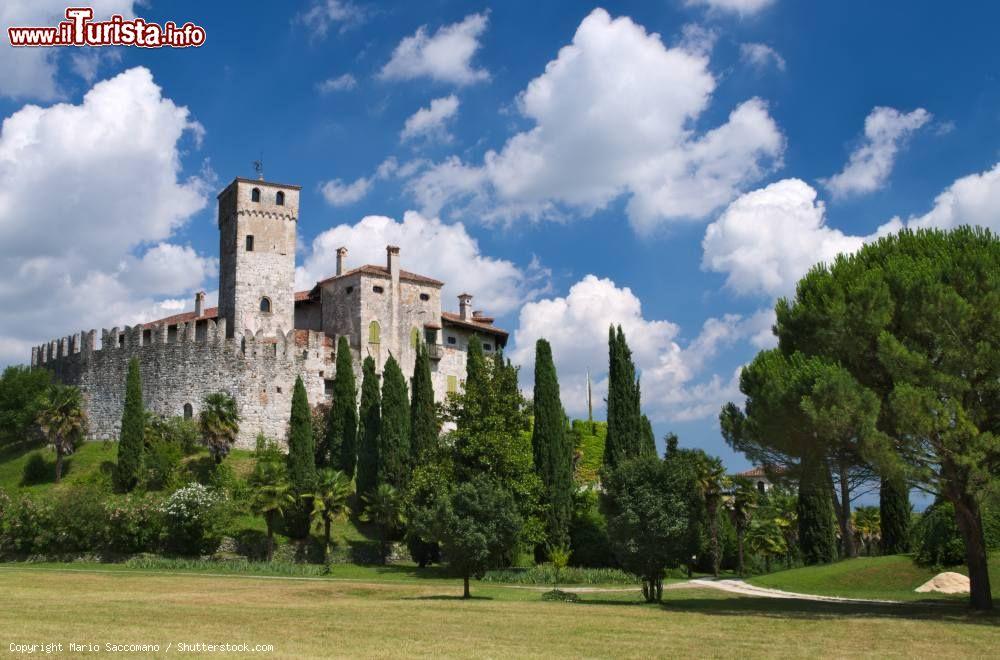 Immagine Il Castello medievale di Villalta  a Fagagna in Friuli Venezia Giulia - © Mario Saccomano / Shutterstock.com