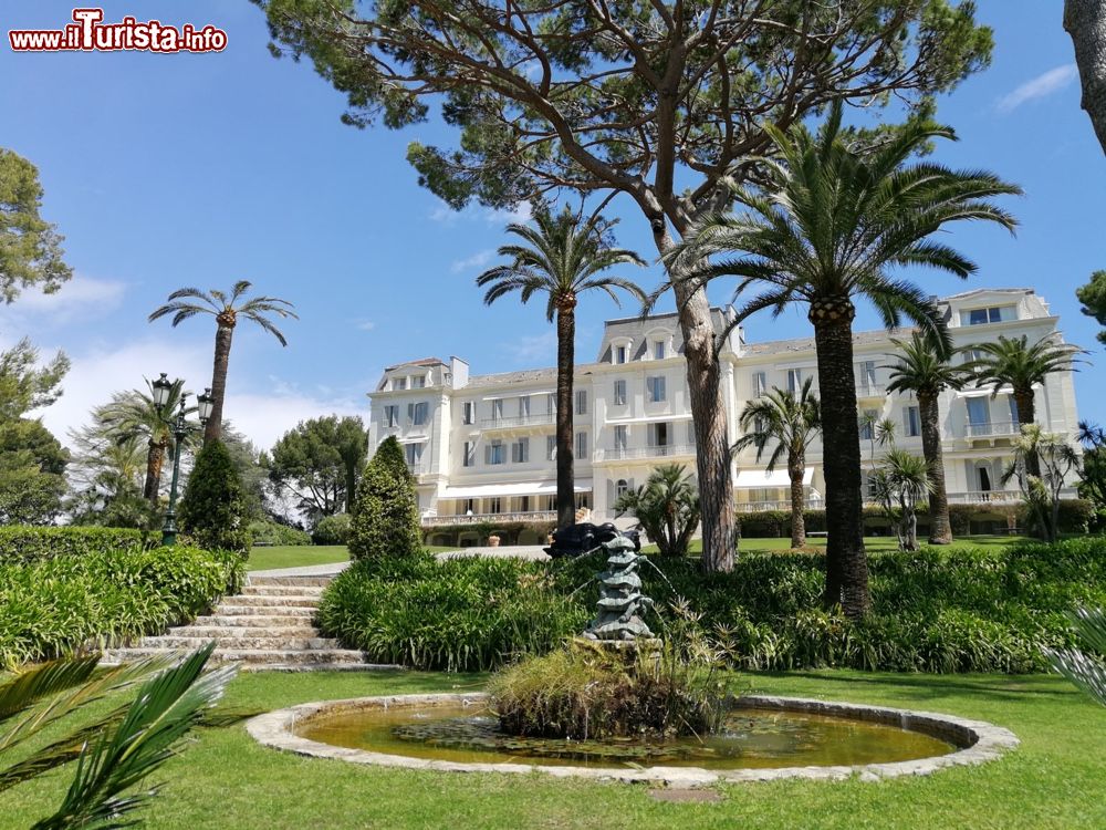 Immagine Il celebre hotel a Cap d Antibes: Eden Roc in Costa Azzurra (Francia).
