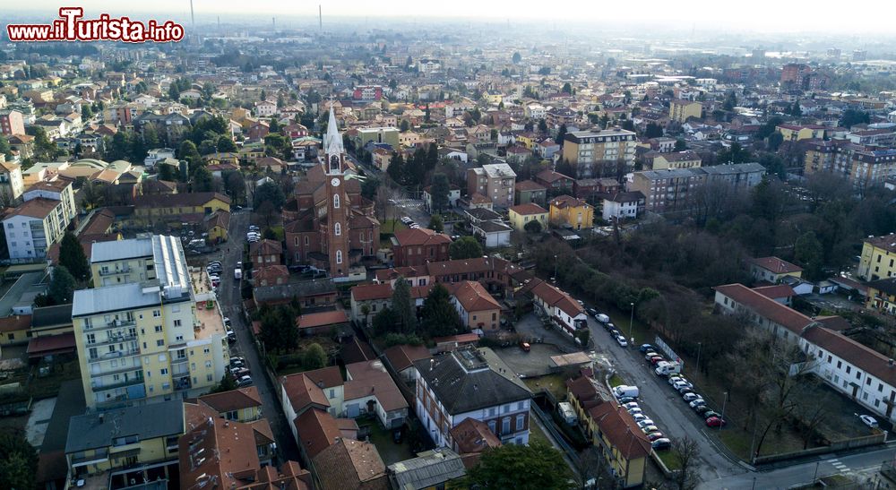 Le foto di cosa vedere e visitare a Limbiate