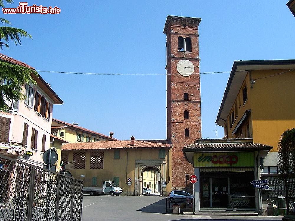 Immagine Il centro di Mezzago in Lombardia