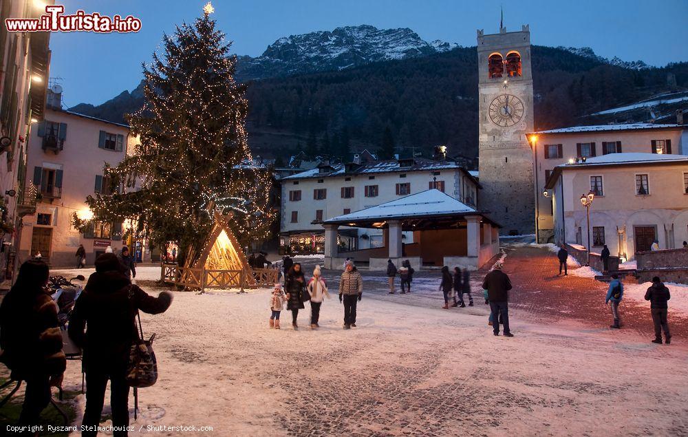 Immagine Il centro storico di Bormio durante il periodo del Natale - © Ryszard Stelmachowicz / Shutterstock.com