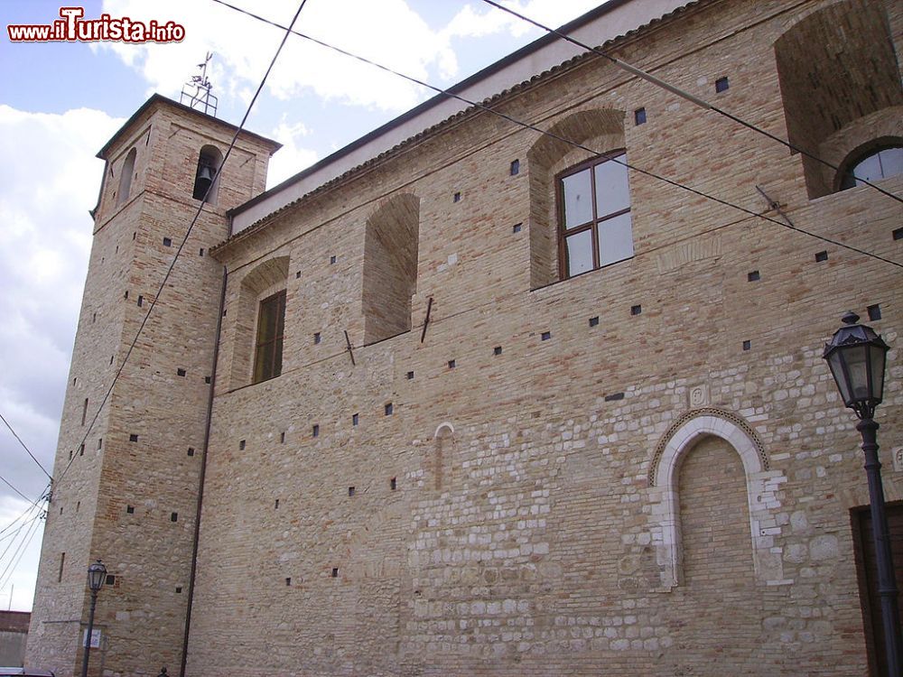 Immagine Il centro storico di Elice in Abruzzo - CC BY-SA 3.0, Link