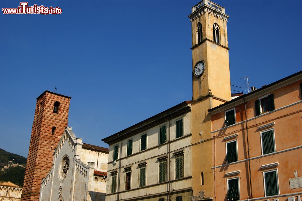 Immagine il centro storico di Pietrasanta in Toscana