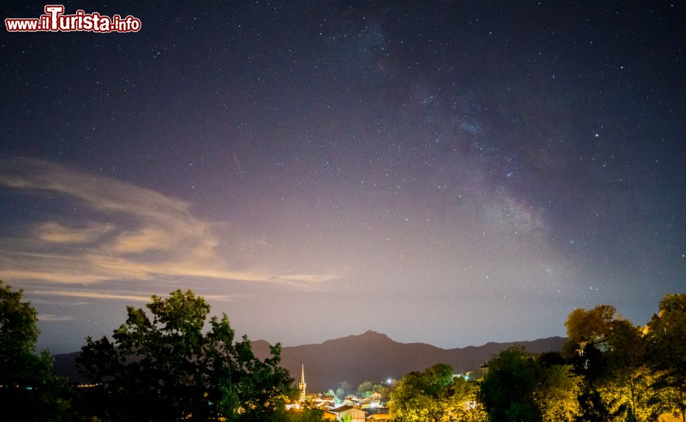 Immagine Il cielo stellato estivo a Cervarezza, Appennino Tosco-Emiliano