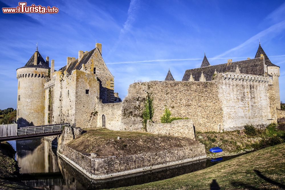 Immagine Il complesso del Castello di Suscinio, una fortezza medievale della Bretagna, vicino a Sarzeau in Francia
