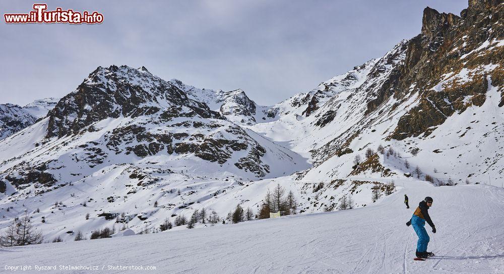 Immagine Il comprensorio sciistico nei pressi di Pejo, Trentino Alto Adige. La stazione non è molto grande ma grazie a questo non è troppo affollata di turisti - © Ryszard Stelmachowicz / Shutterstock.com