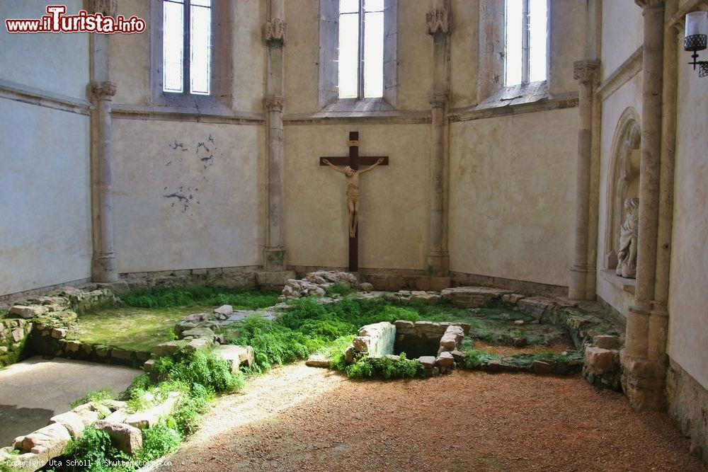Immagine Il coro della chiesa di San Giovanni in Tuba vicino a Duino - © Uta Scholl / Shutterstock.com
