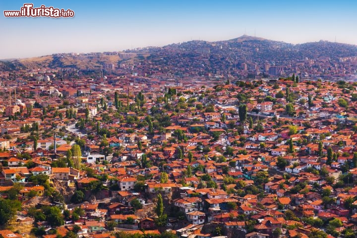 Immagine Il cuore antico di Ankara la capitale della Turchia, un tempo chiamata Angora per le pecore ideali alla produzione della lana - © Tatiana Popova / Shutterstock.com