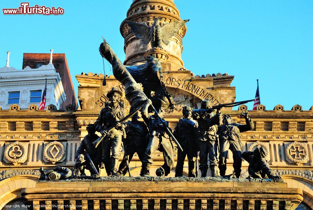 Immagine Il Cuyahoga County Soldiers' and Sailors' Monument a Cleveland, stato dell'Ohio (USA): sorge nella centrale Public Square  - © Nigar Alizada / Shutterstock.com