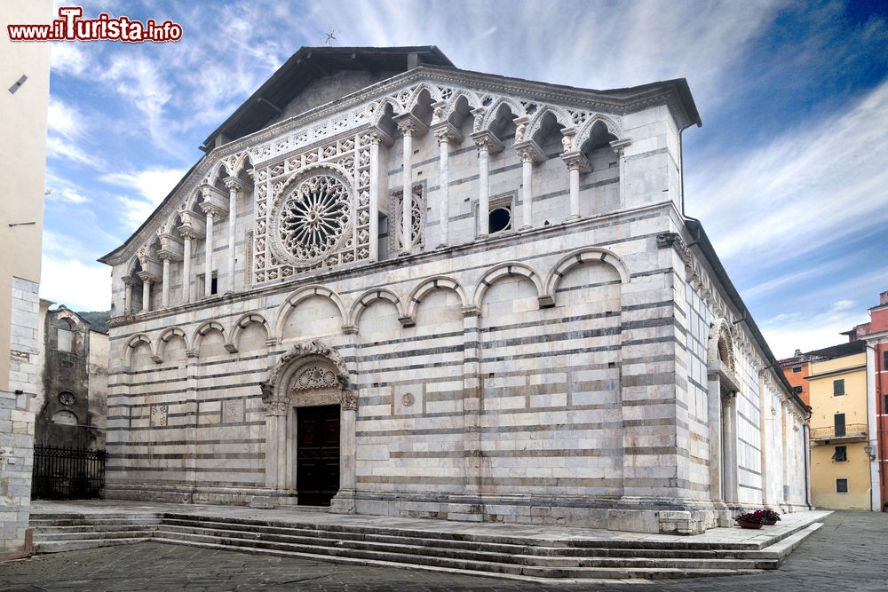 Immagine Il Duomo di Sant'Andrea, la Cattedrale di Carrara in Toscana