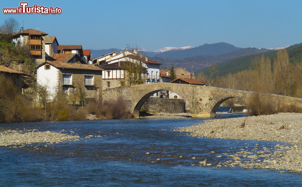 Le foto di cosa vedere e visitare a Burgui