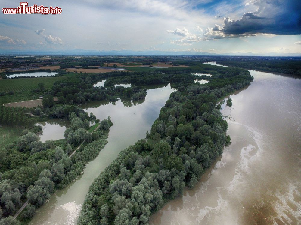 Immagine Il fiume Po non lontano da Brescello in Emilia-Romagna