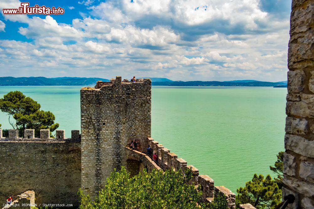 Immagine Il forte sul Lago Trasimeno a Castiglione del Lago in provincia di Perugia, in Umbria. - © REDMASON / Shutterstock.com