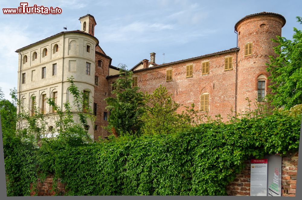 Immagine Il giardino e il Castello Beraudo di Pralormo, Piemonte.