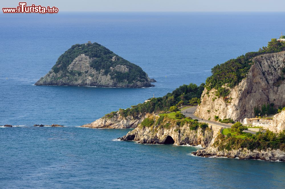 Le foto di cosa vedere e visitare a Bergeggi