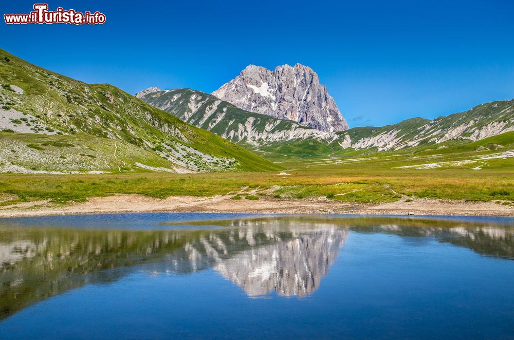 Immagine Il Gran Sasso fotografato da Campo Imperatore in Abruzzo