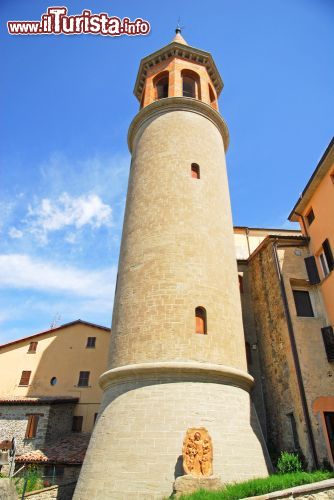 Immagine Il grande campanile di Sant'Agata Feltria - © claudio zaccherini / Shutterstock.com