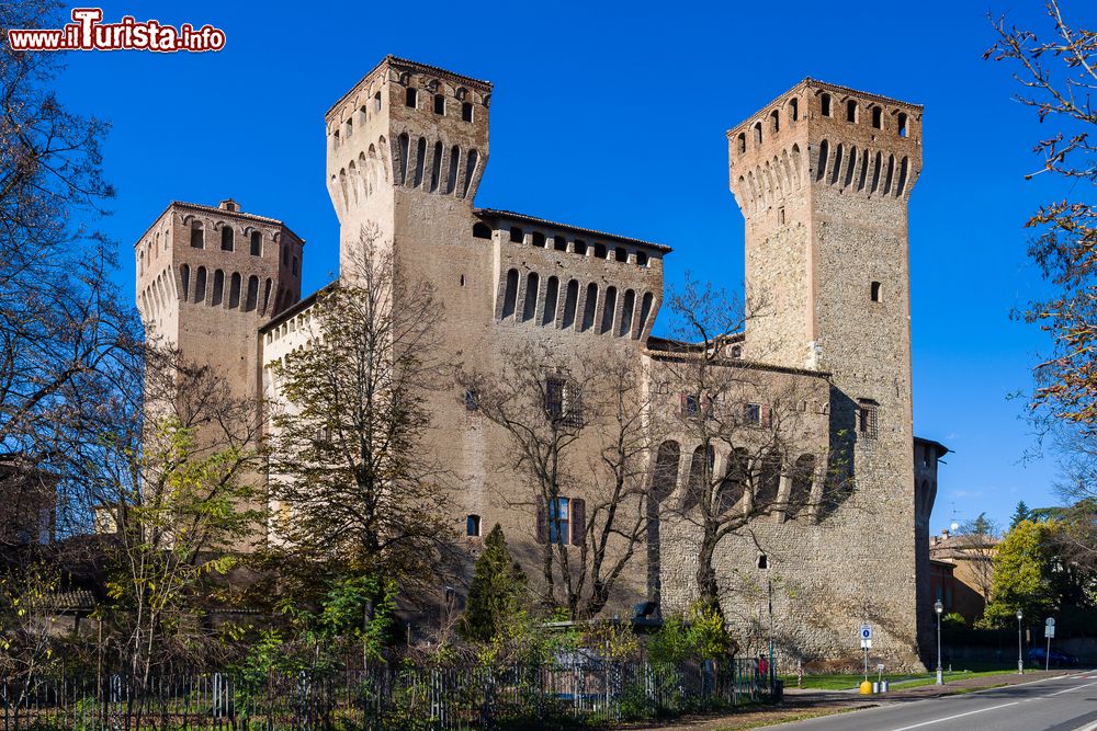 Immagine Il grande castello medievale nel centro di Vignola in Emilia