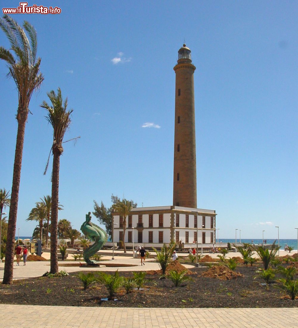 Immagine Il grande faro di Maspalomas, isola - © Wouter Hagens, Pubblico dominio, Wikipedia